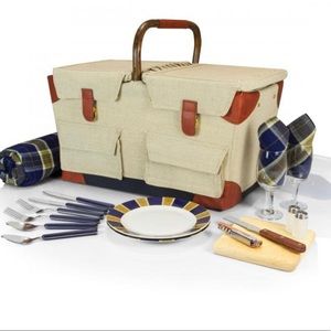 Picnic Time Pioneer Picnic Basket